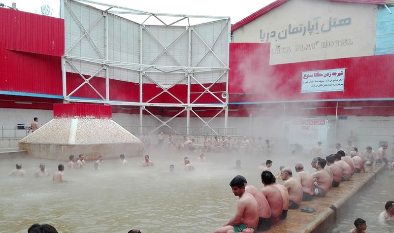 چشمه آب گرم سرعین